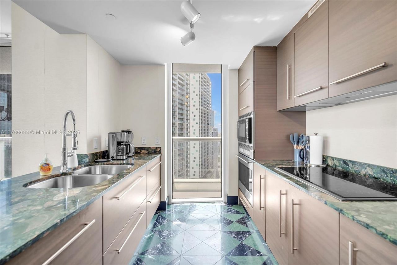 485 Brickell Ave, Unit 2508, Miami, FL 33131 Photo