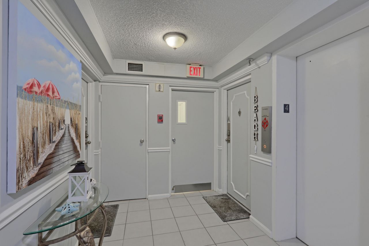 2800 N Ocean Drive, Unit A-4a, Singer Island, FL 33404 Photo