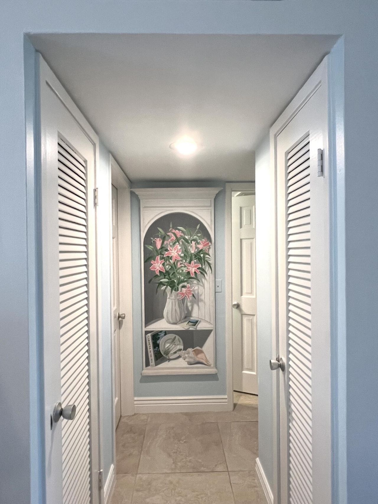 139 Sunrise Avenue, Unit 204, Palm Beach, FL 33480 Photo