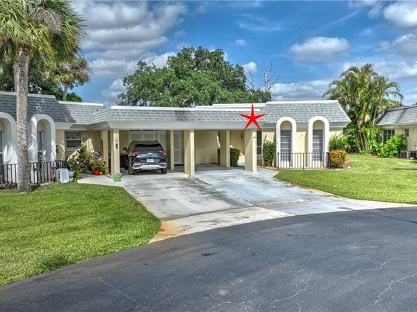 9 Park Lane CIR, LEHIGH ACRES, FL 33936