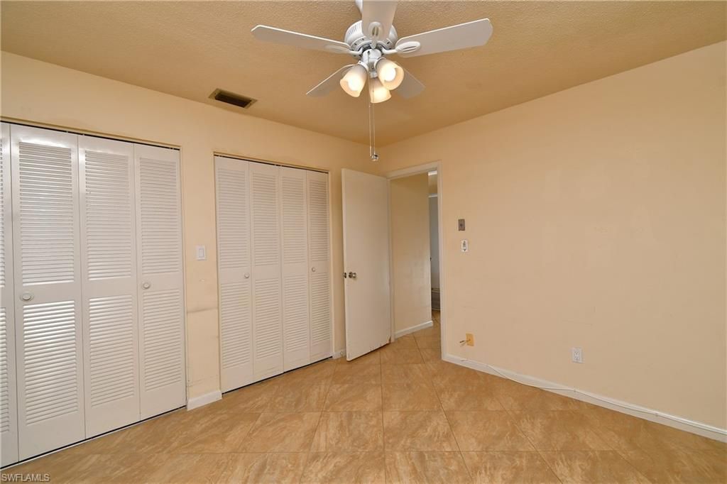 9 Park Lane Cir, Lehigh Acres, FL 33936 Photo