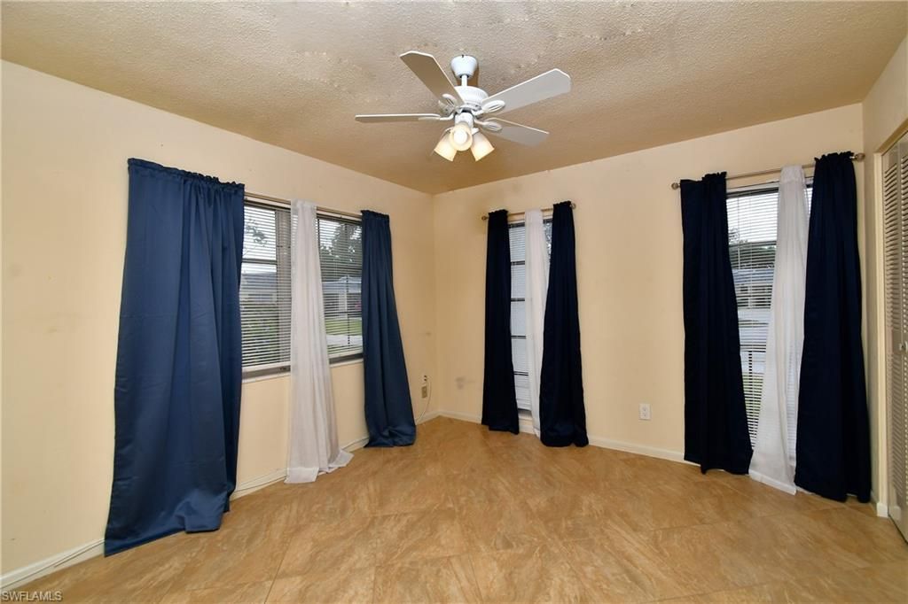 9 Park Lane Cir, Lehigh Acres, FL 33936 Photo