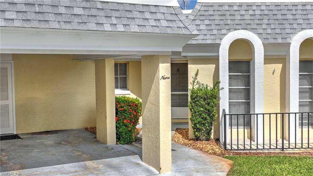 9 Park Lane Cir, Lehigh Acres, FL 33936 Photo