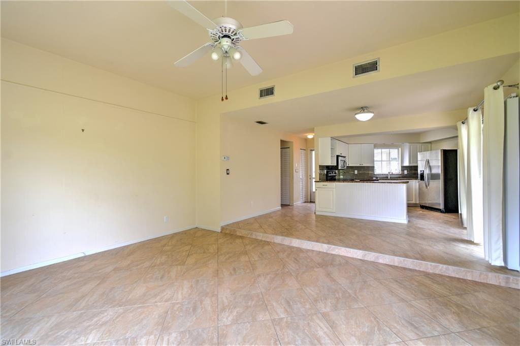 9 Park Lane Cir, Lehigh Acres, FL 33936 Photo