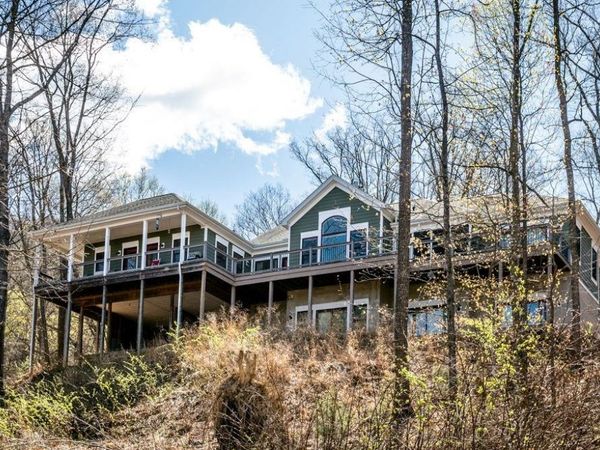 9586 BRUNK SPRING LN, BROADWAY, VA 22815