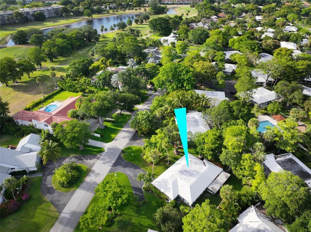 1130 W Cypress Dr, Unit V-16, Pompano Beach, FL 33069 Photo