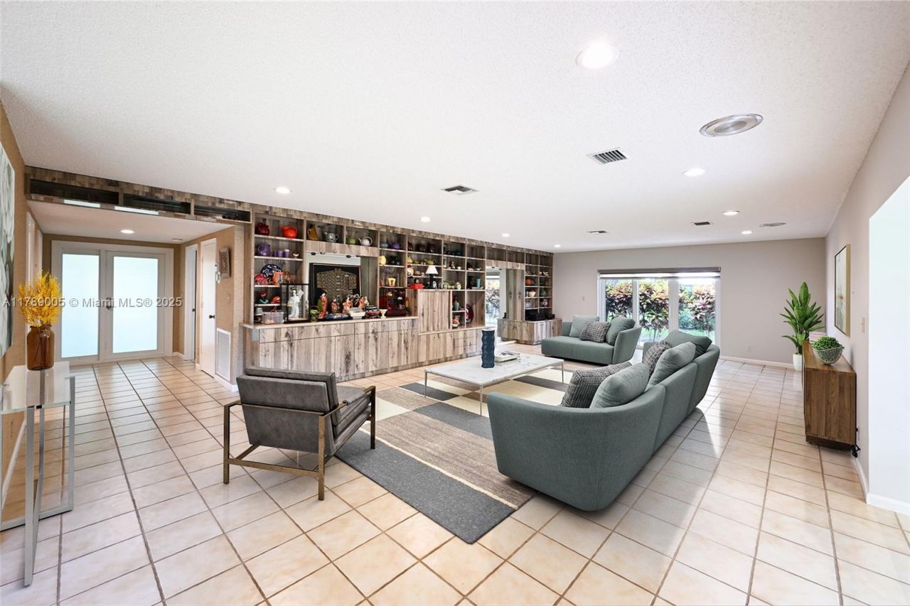 1130 W Cypress Dr, Unit V-16, Pompano Beach, FL 33069 Photo