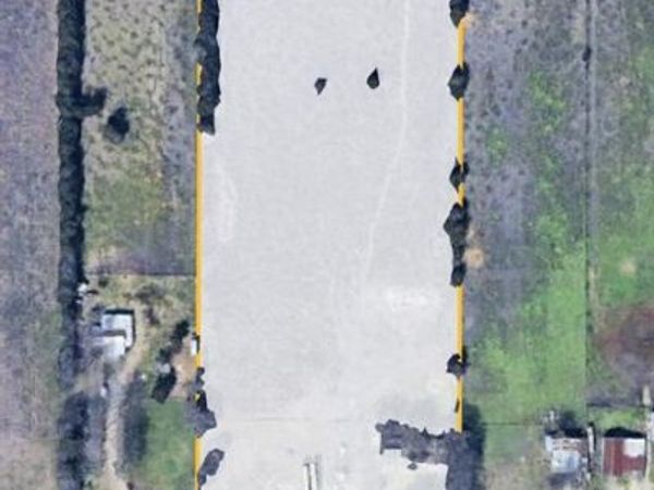 2781 Bear Creek Road, Lancaster, TX 75146