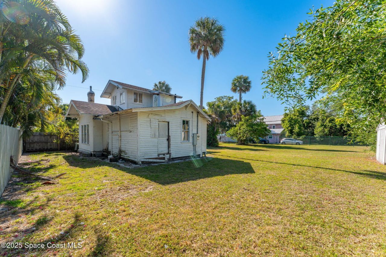 2106 Vernon Place, Melbourne, FL 32901 Photo