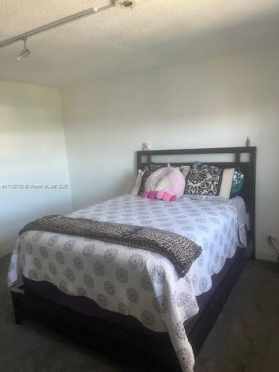 800 NE 195th St, Unit 701, Miami, FL 33179 Photo