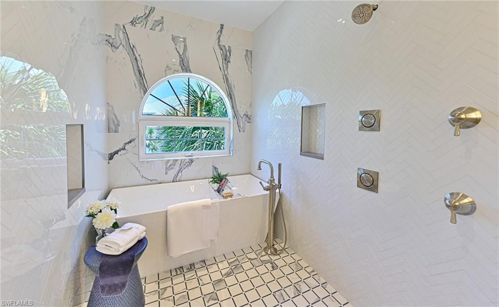 145 Barefoot Cir, Unit 4-4, Bonita Springs, FL 34134 Photo