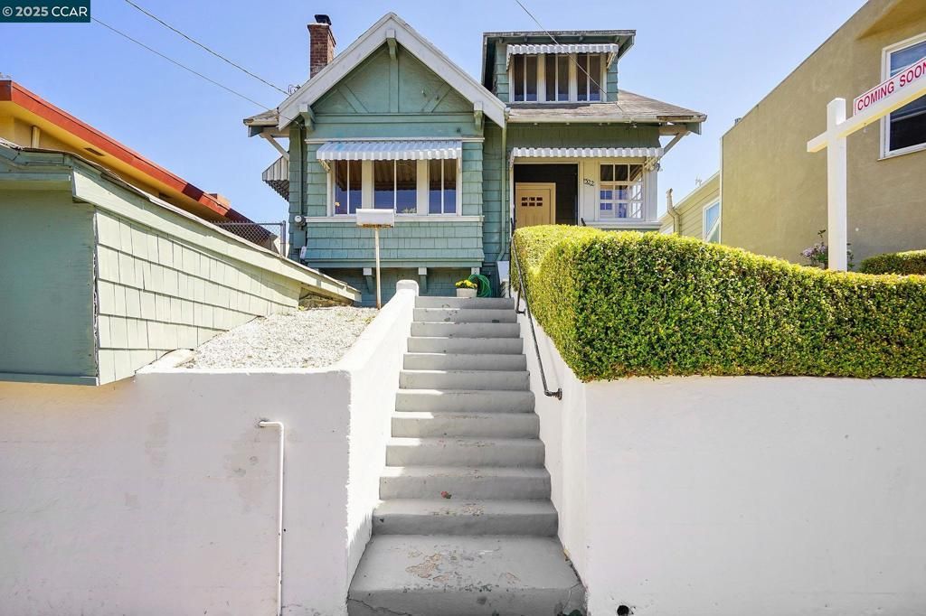 1322 Virginia Street, Berkeley, CA 94702 Main Photo