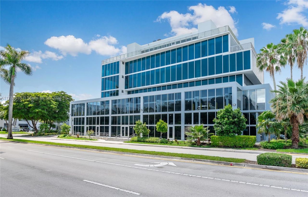 10450 NW 33rd St, Unit 407, Doral, FL 33172 Photo