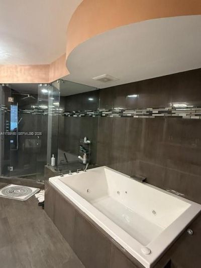18911 Collins Ave, Unit 2804, Sunny Isles Beach, FL 33160 Photo