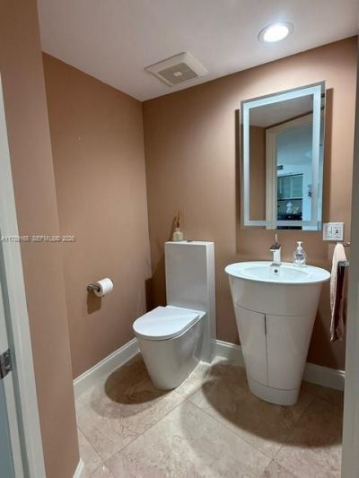 18911 Collins Ave, Unit 2804, Sunny Isles Beach, FL 33160 Photo
