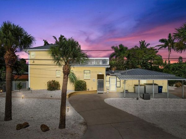 301 AVENIDA MADERA, Unit A, SARASOTA, FL 34242