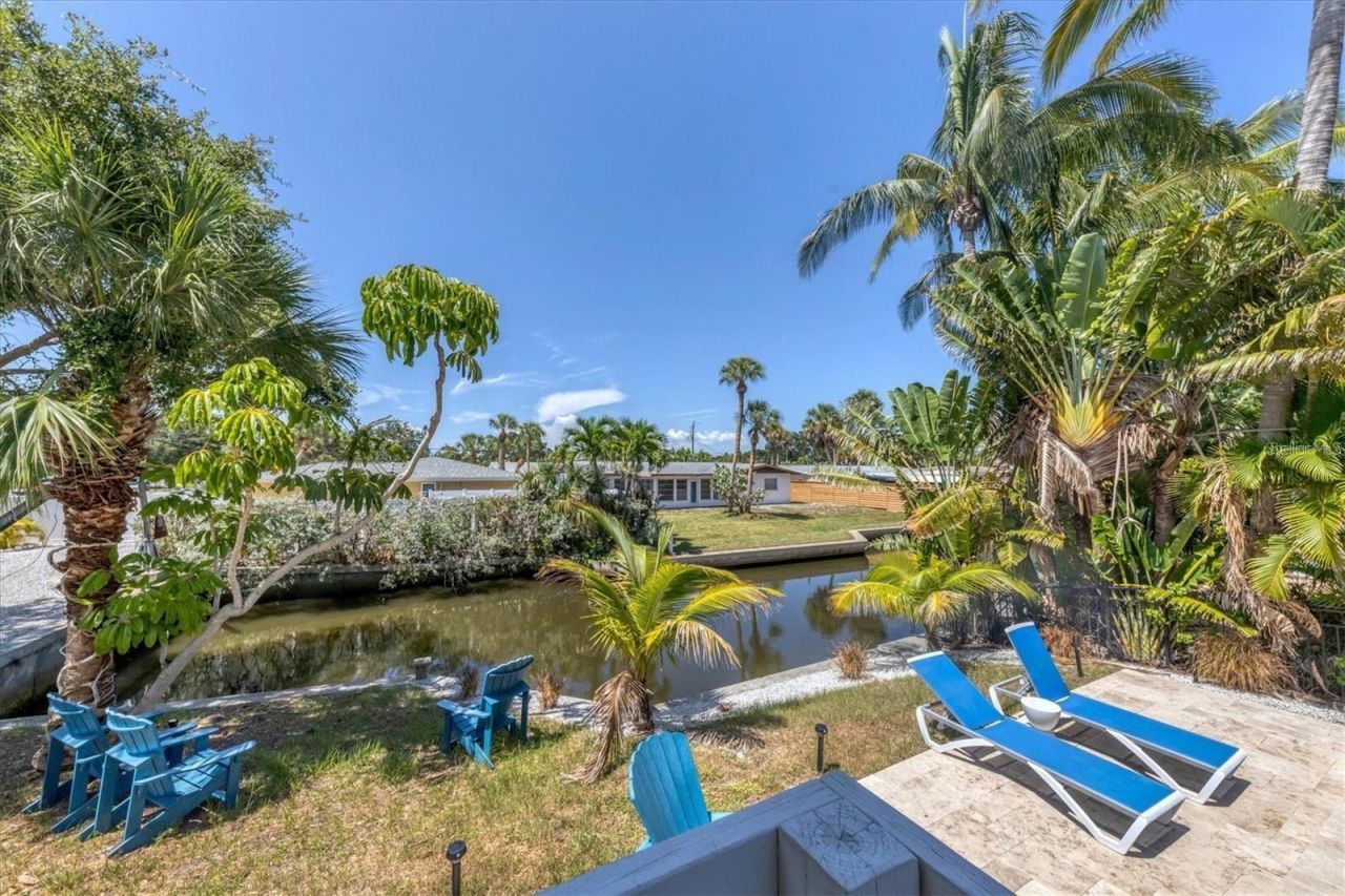 301 Avenida Madera, Unit A, Sarasota, FL 34242 Photo