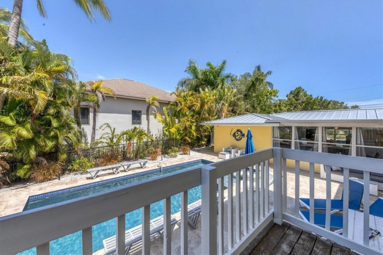 301 Avenida Madera, Unit A, Sarasota, FL 34242 Photo