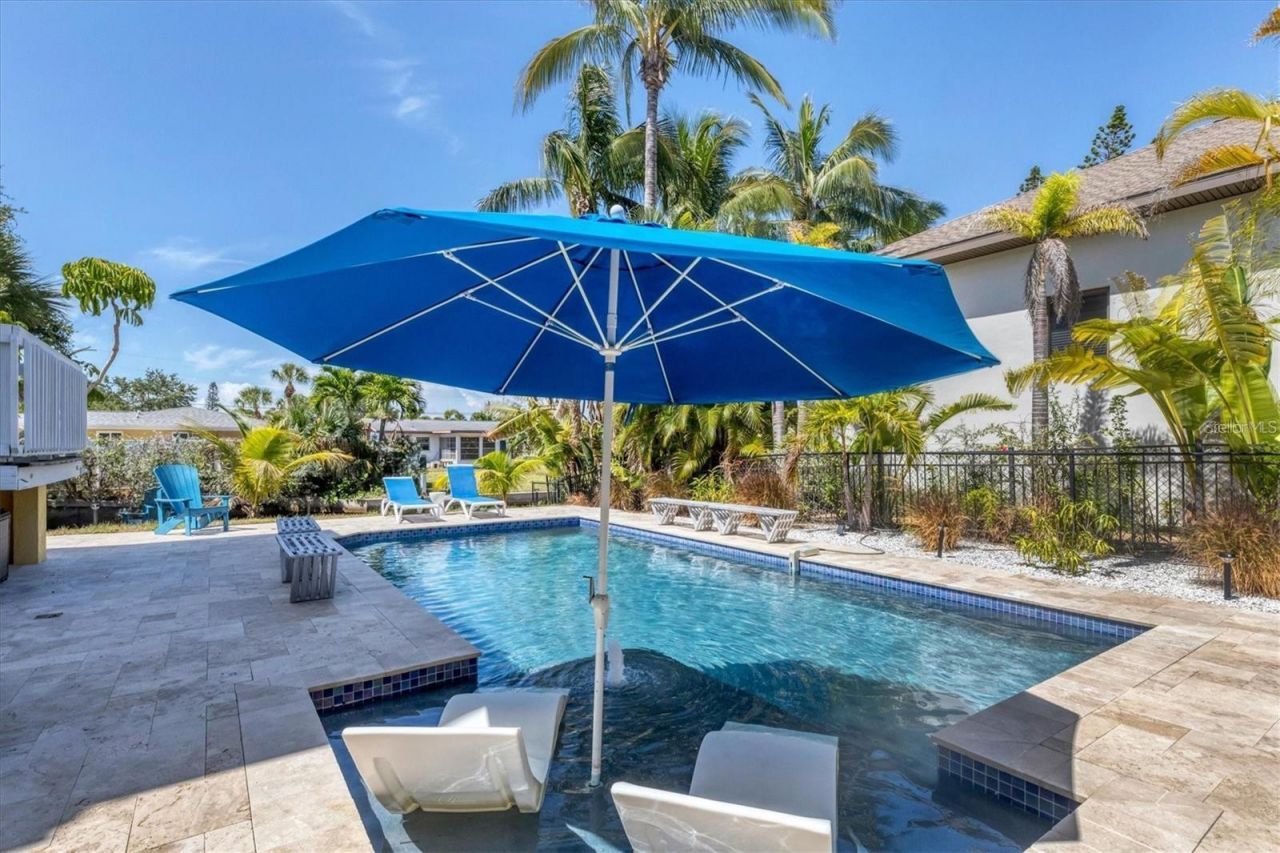 301 Avenida Madera, Unit A, Sarasota, FL 34242 Photo