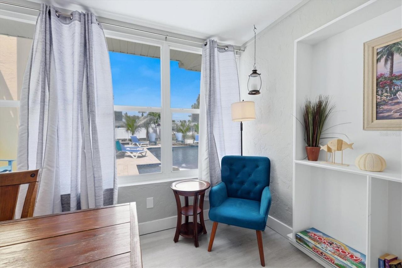 301 Avenida Madera, Unit B, Sarasota, FL 34242 Photo