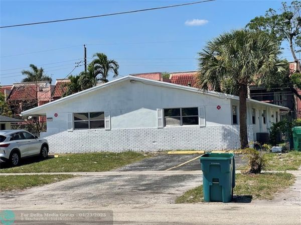 5631 NW 15th Street, Lauderhill, FL 33313