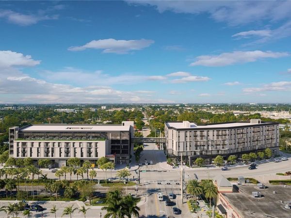 3701 N Dixie Hwy, Unit 204, Oakland Park, FL 33334