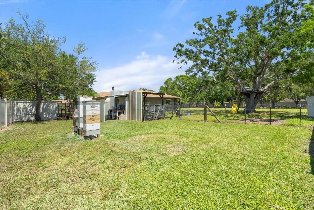 5024 37th Street E, Bradenton, FL 34203 Photo