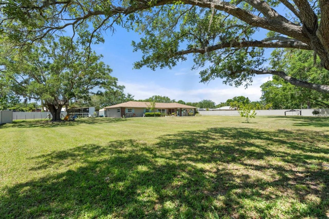 5024 37th Street E, Bradenton, FL 34203 Photo