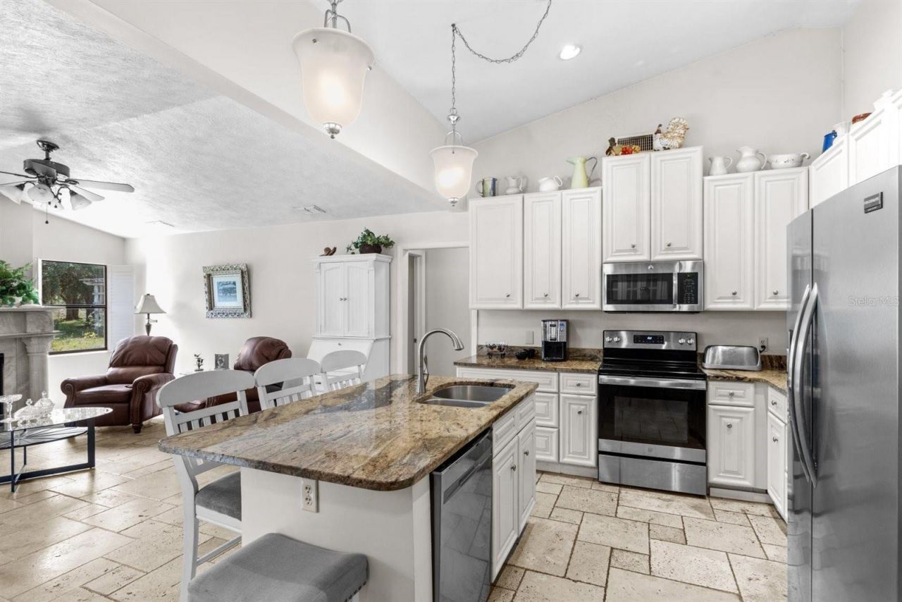 7073 N Lecanto Highway, Hernando, FL 34442 Photo