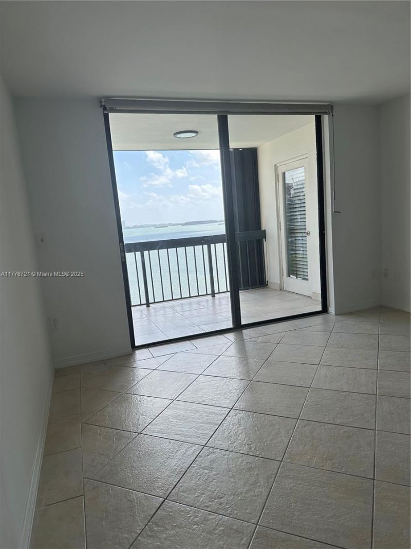 2333 Brickell Ave, Unit 1607, Miami, FL 33129 Photo
