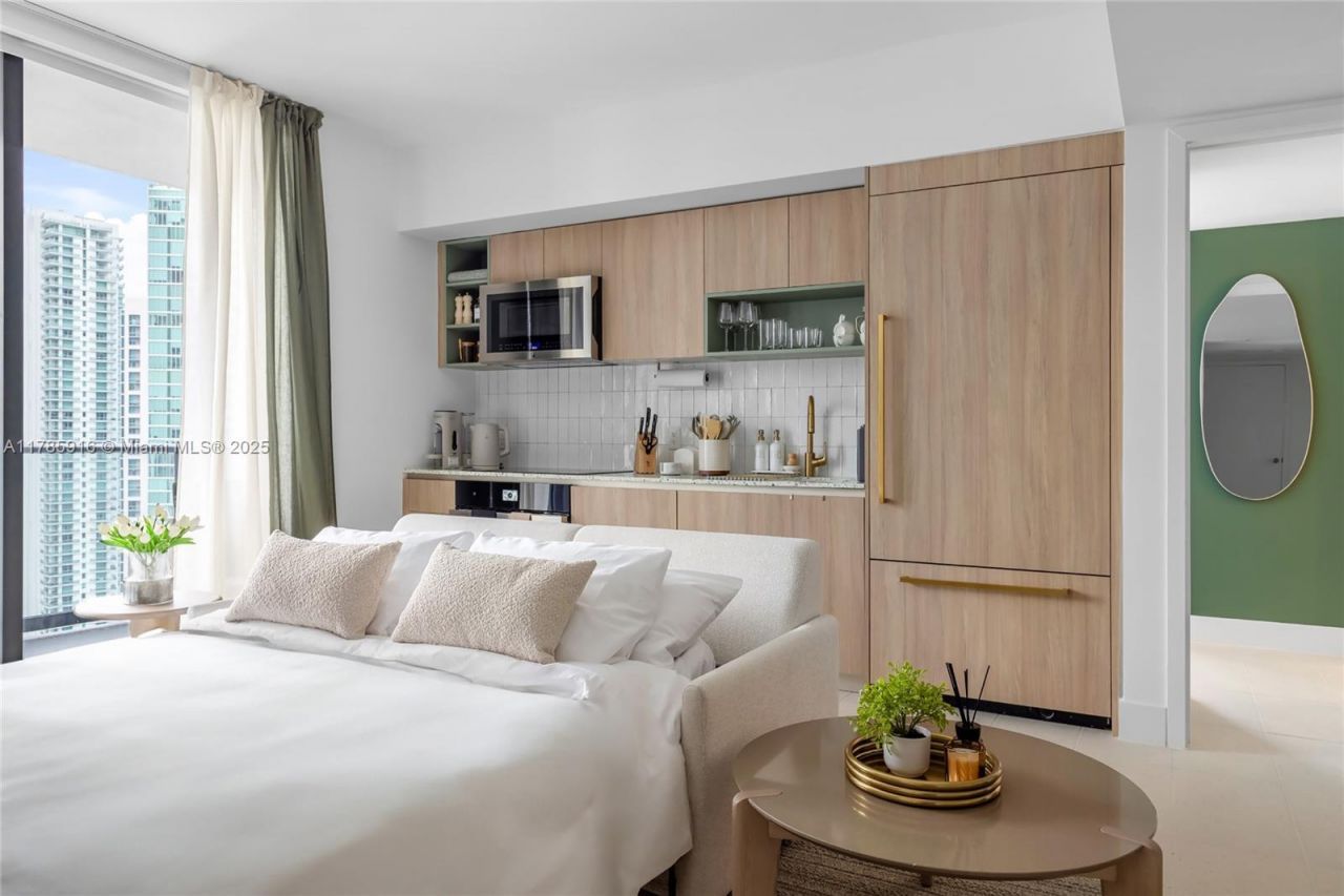 159 NE 6th St, Unit 3701, Miami, FL 33132 Photo