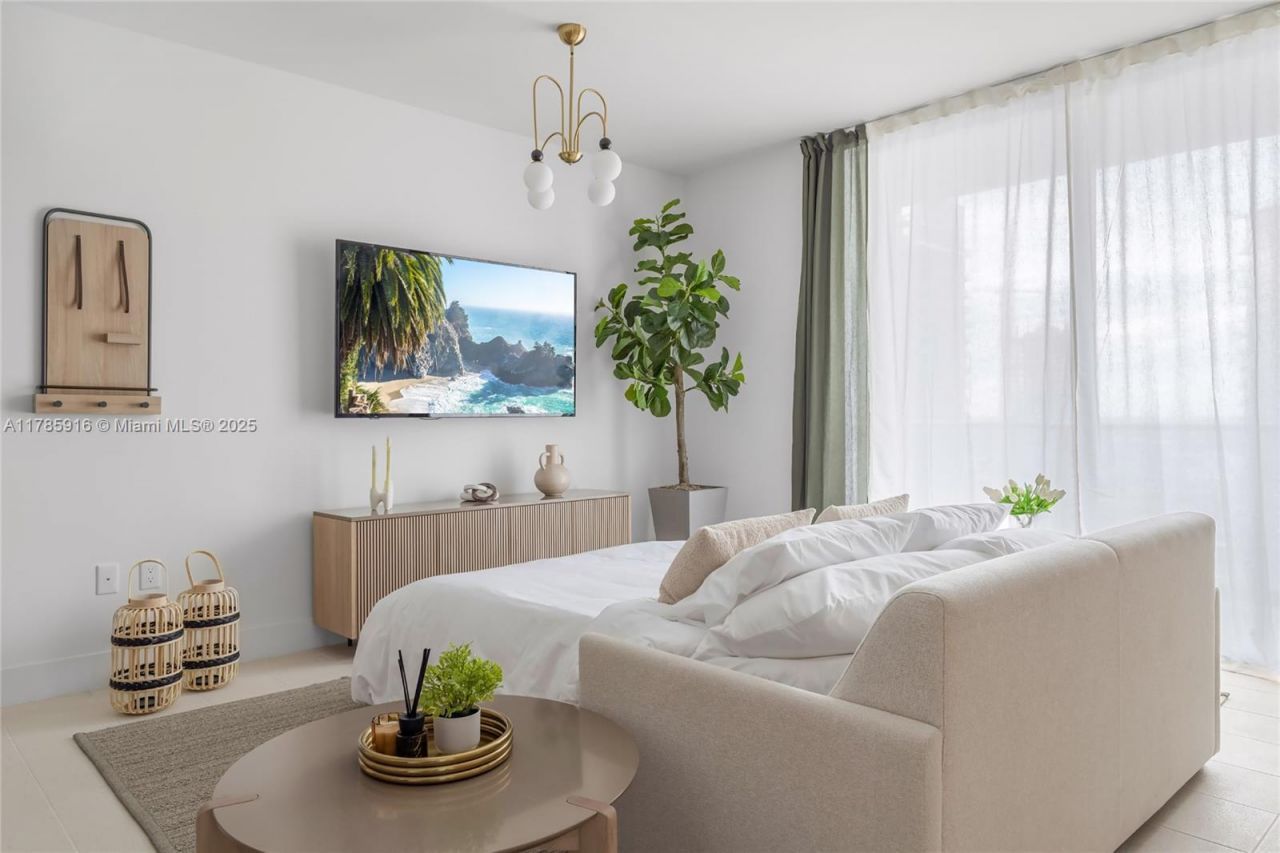 159 NE 6th St, Unit 3701, Miami, FL 33132 Photo