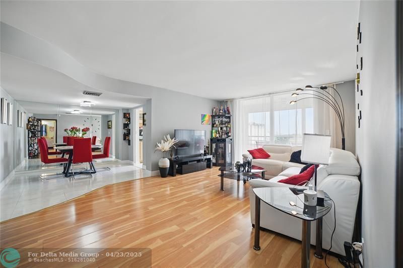 100 Golden Isles Drive, Unit 911, Hallandale Beach, FL 33009 Photo