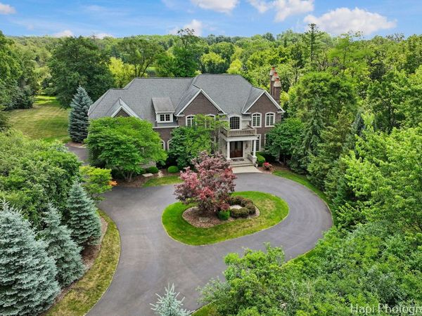 25696 W Chatham Road, Barrington, IL 60010