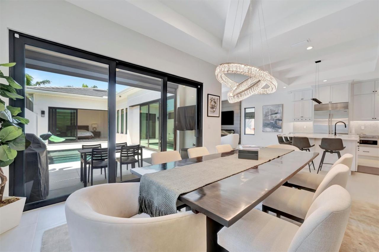 5939 Redbay Boulevard, Bradenton, FL 34210 Photo