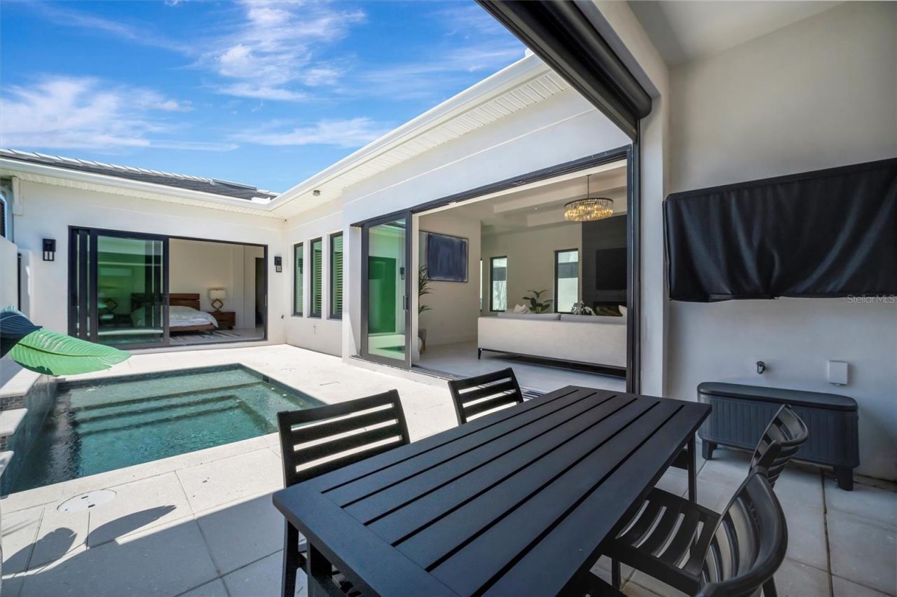 5939 Redbay Boulevard, Bradenton, FL 34210 Photo