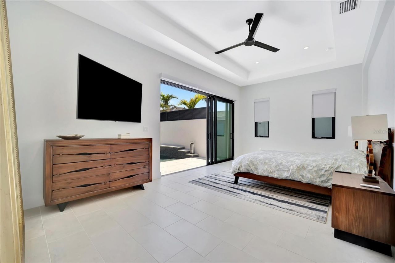 5939 Redbay Boulevard, Bradenton, FL 34210 Photo