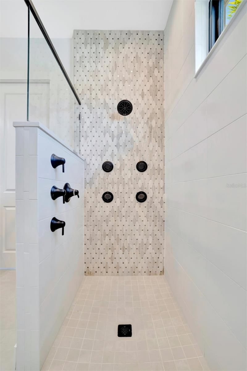 5939 Redbay Boulevard, Bradenton, FL 34210 Photo