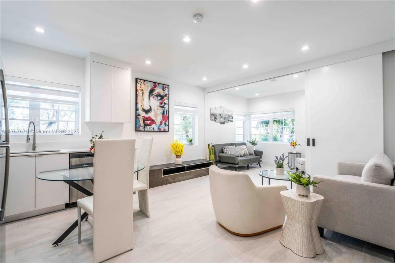 960 Jefferson Ave, Miami Beach, FL 33139 Photo