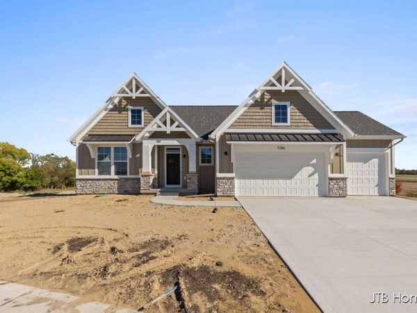 11386 Shoreline Drive, Unit 114, Allendale, MI 49401