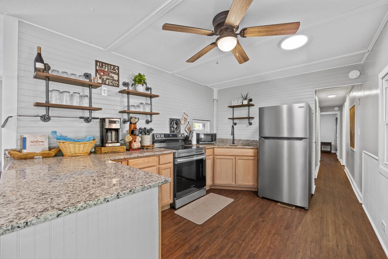 1386 Hobbs Drive Photo 16