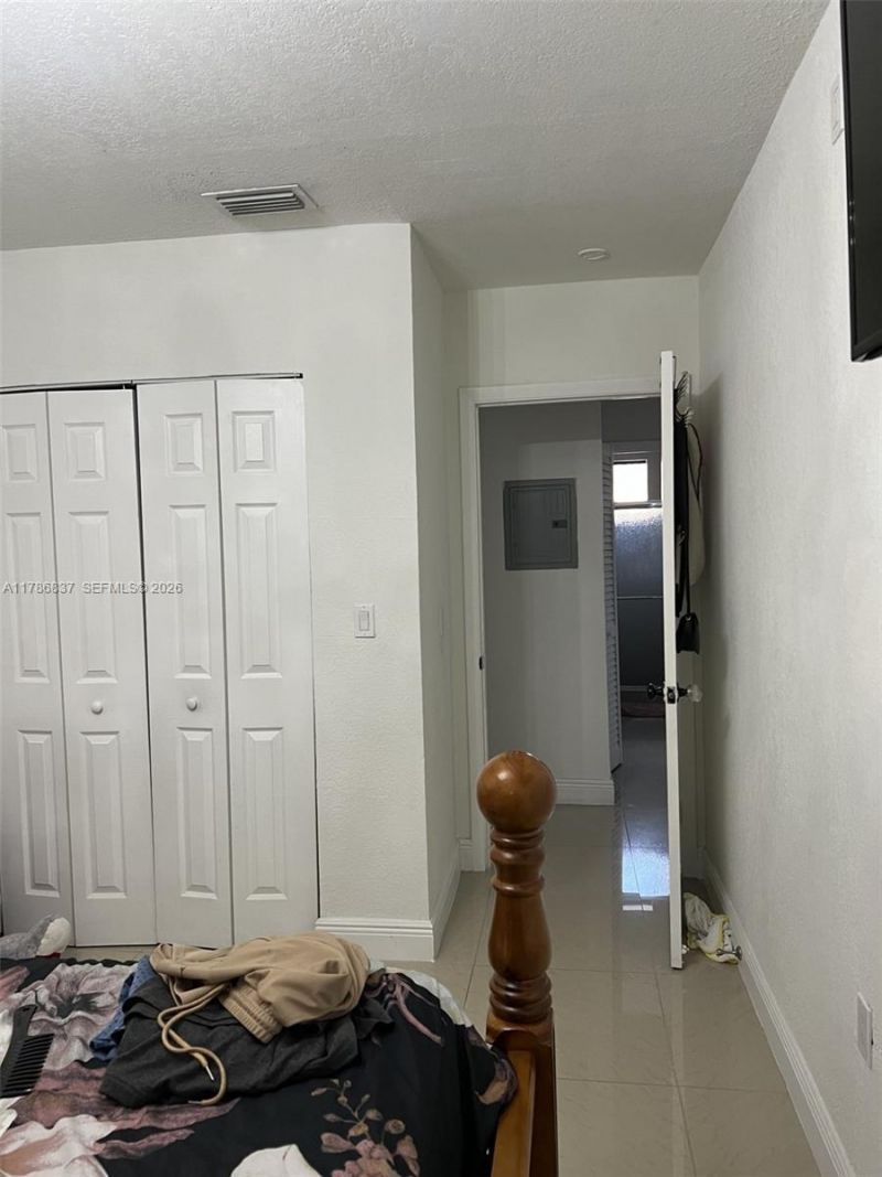 7225 SW 21st St, Miami, FL 33155 Photo
