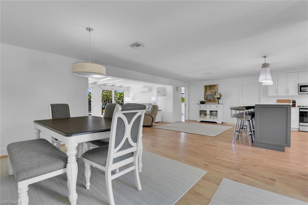 367 Mooring Line Dr, Naples, FL 34102 Photo