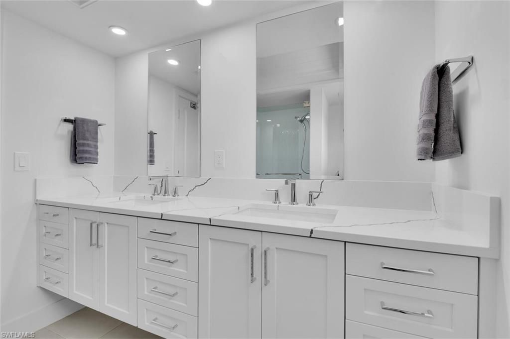 367 Mooring Line Dr, Naples, FL 34102 Photo