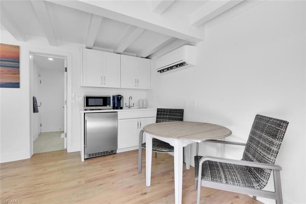 367 Mooring Line Dr, Naples, FL 34102 Photo