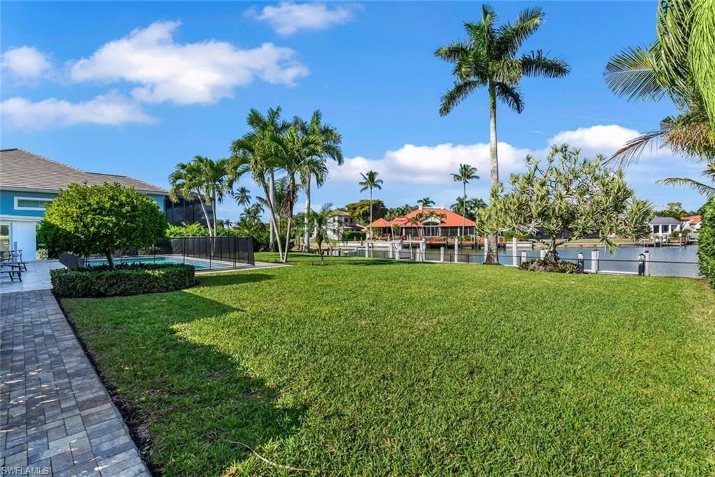 367 Mooring Line Dr, Naples, FL 34102 Photo