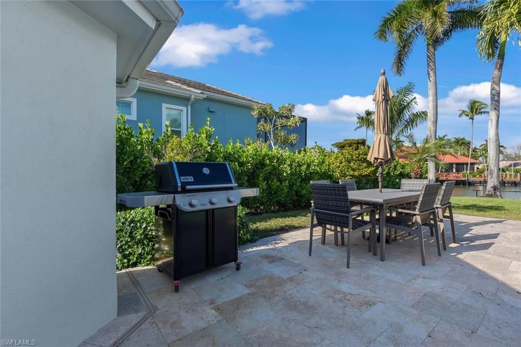 367 Mooring Line Dr, Naples, FL 34102 Photo