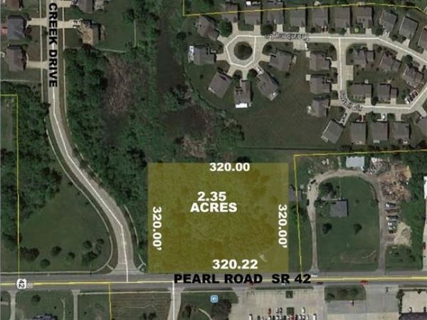 647 Pearl Road, Brunswick, OH 44212