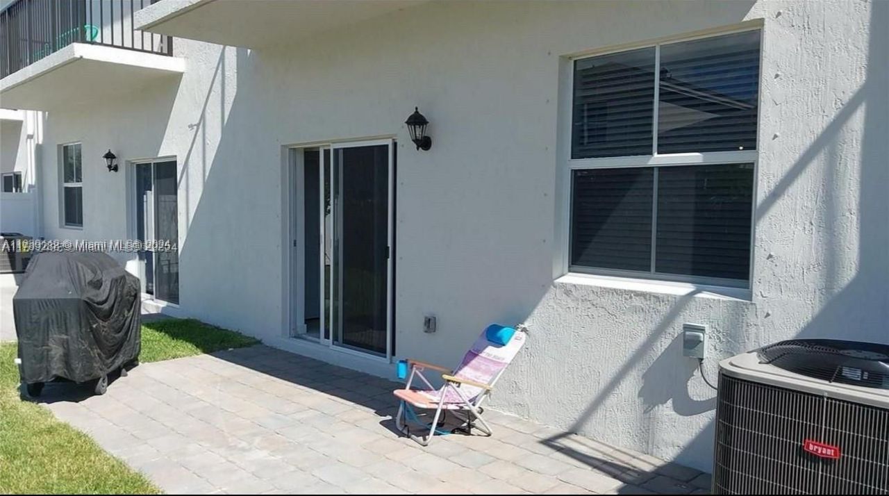 1790 SE 7th Ter, Homestead, FL 33034 Photo