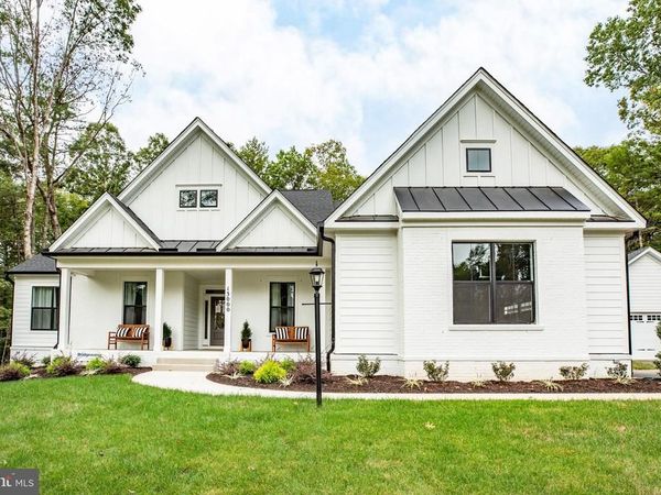 1 BLAKELY STREET, FREDERICKSBURG, VA 22408